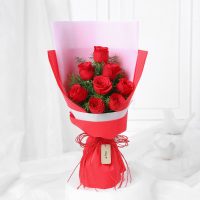 bouquet-of-8-royal-red-roses_1.jpg
