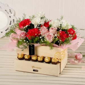 Classic Mix Of Roses Carnations Basket