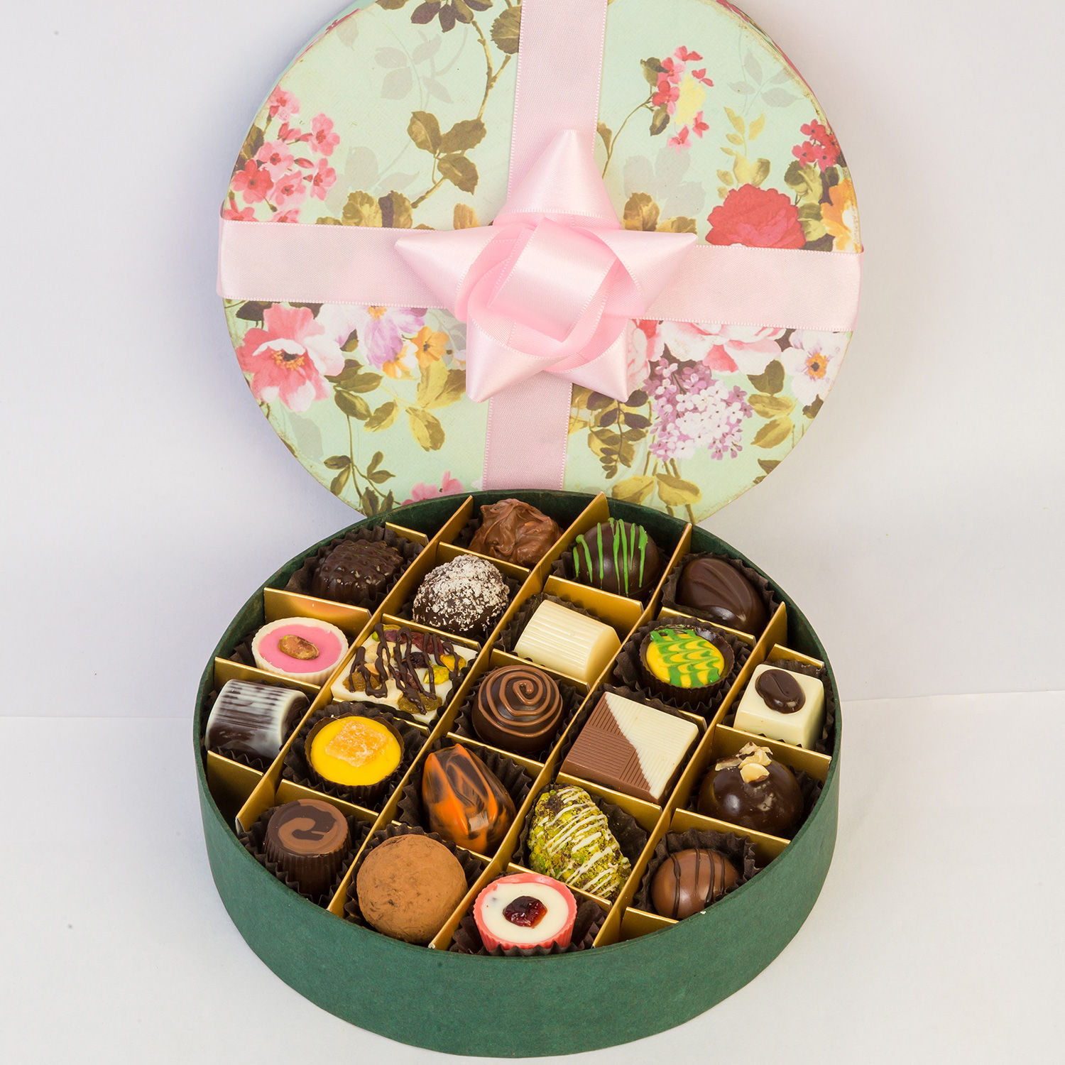 delectable-chocolates-in-floral-box-21-pcs_1.jpg