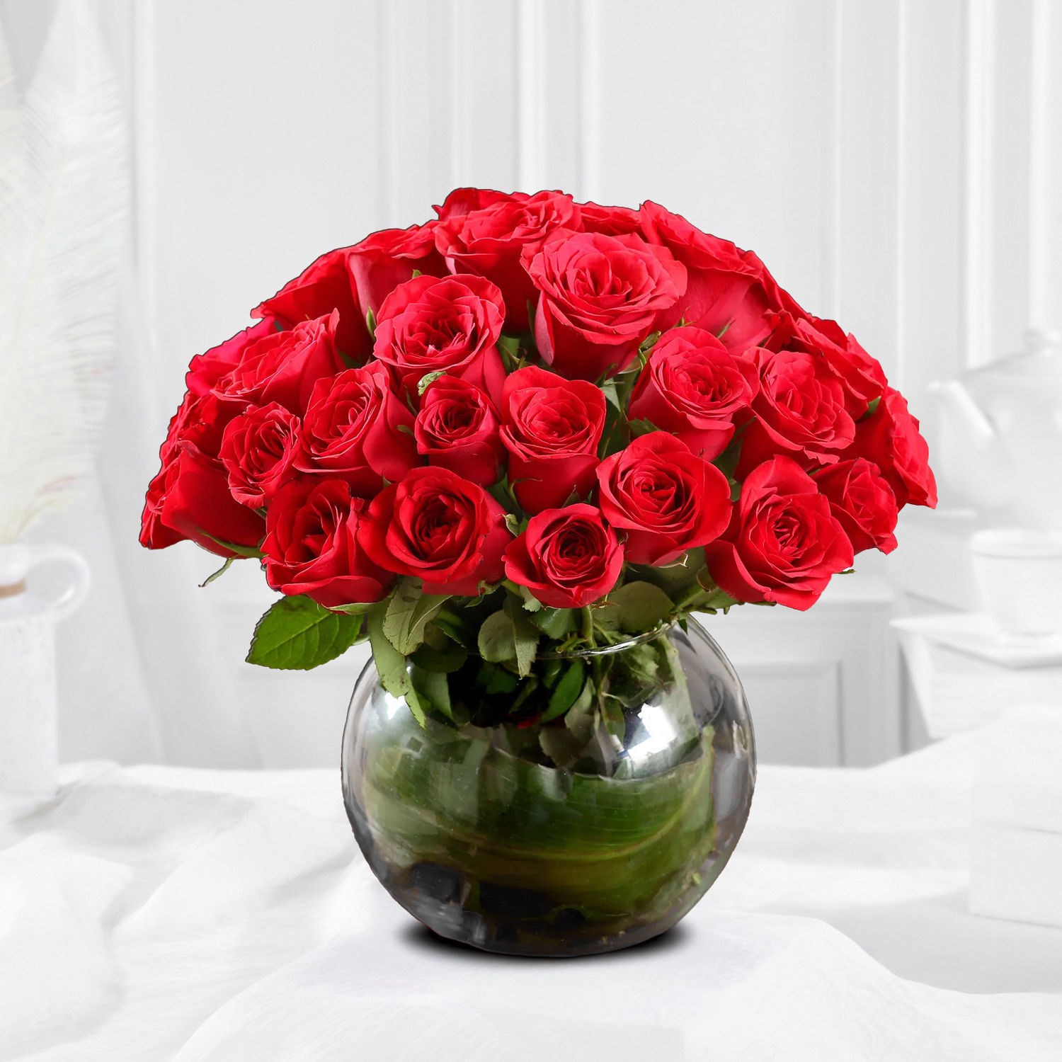 extravagant-40-red-roses-arrangement_1.jpg
