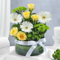 forever-friends-floral-basket_2.jpg
