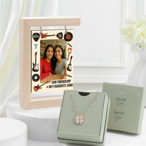 Framed in Friendship Gift Set