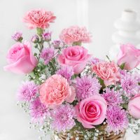 hues-of-nature-carnations-n-roses-basket_2.jpg