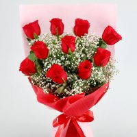 magical-love-red-roses-bouquet-truffle-cake_2.jpg