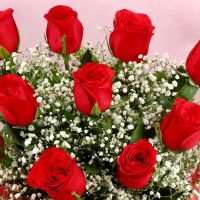 magical-love-red-roses-bouquet-truffle-cake_3.jpg