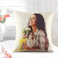personalized-led-cushion-yellow_2.jpg