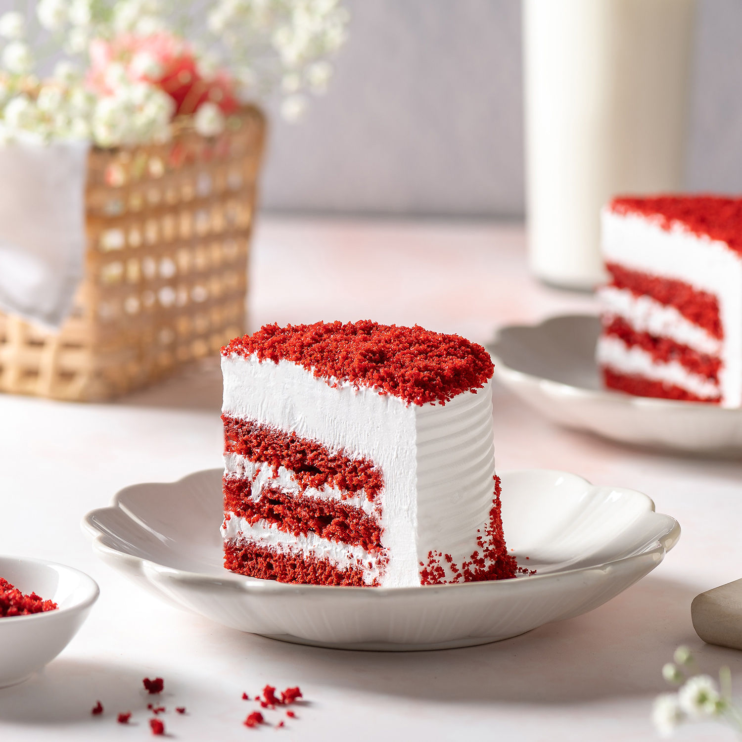 red-velvet-fresh-cream-cake-half-kg_3.jpg