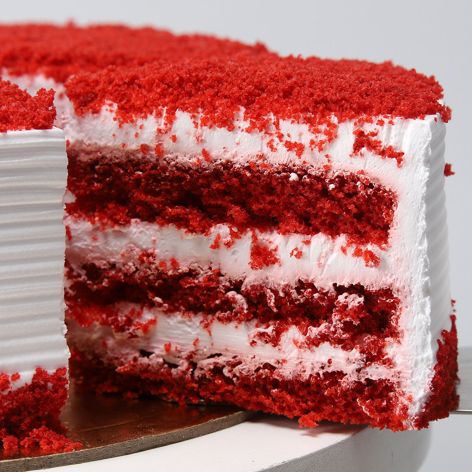 red-velvet-fresh-cream-cake-half-kg_5.jpg