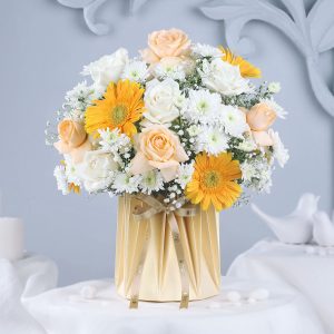 Romantic Union of Roses and Gerberas