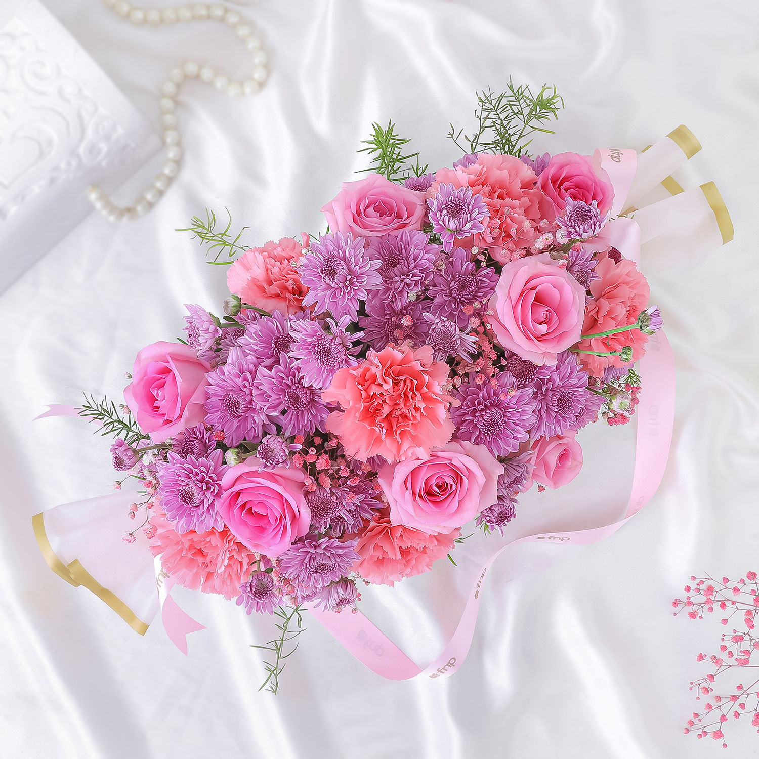 sweet-mothers-love-rose-arrangement_3.jpg